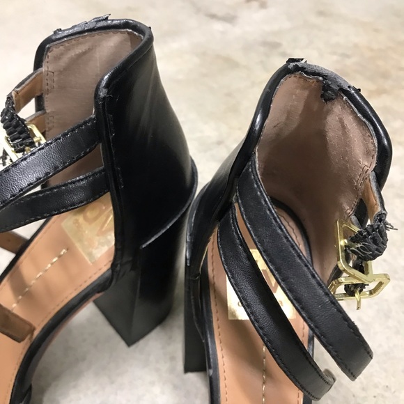Dolce Vita Black/Gold Heels - Picture 3 of 6